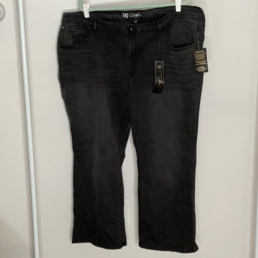 NWT DG2 Black Jeans Size 26PW